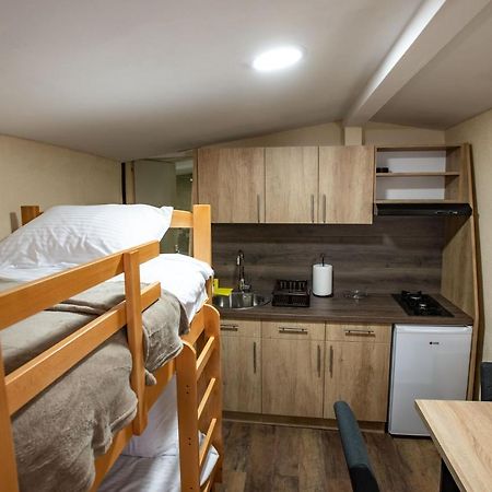 Apartmani Sp Jovanovic Crni Vrh Ngoại thất bức ảnh