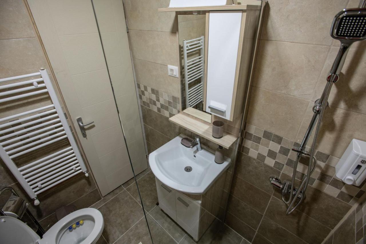 Apartmani Sp Jovanovic Crni Vrh Ngoại thất bức ảnh