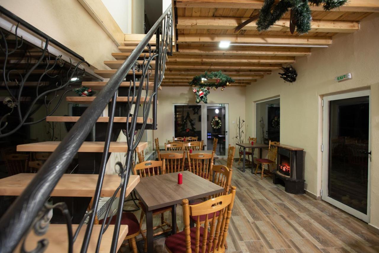 Apartmani Sp Jovanovic Crni Vrh Ngoại thất bức ảnh