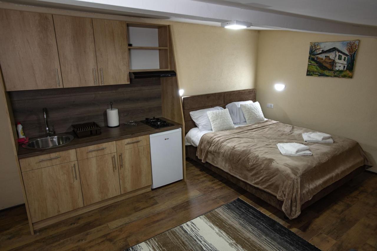 Apartmani Sp Jovanovic Crni Vrh Ngoại thất bức ảnh